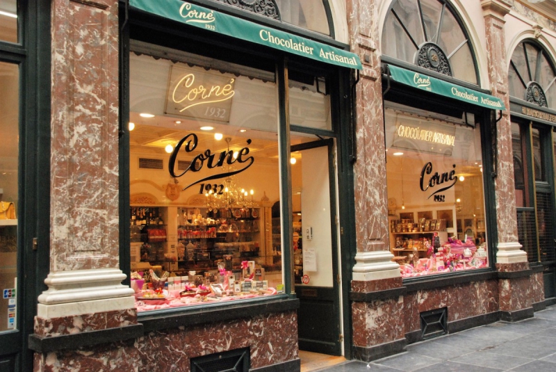 vente-PEONE-min_chocolate_chocolaterie_shop_luxury_chic_gallery_brussels_belgium-558146